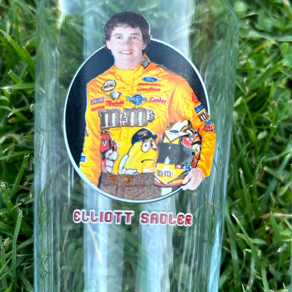 Coca-Cola Racing Family Thick Pint Beer Glass - Picture 9 of 10